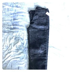 6Tall Gap jeggings. New baby removed tag